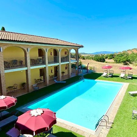 Hotel Ristorante Le Querciolaie Dei Ricci فونتيبلاندا المظهر الخارجي الصورة