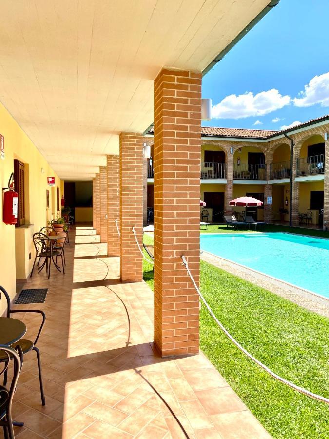 Hotel Ristorante Le Querciolaie Dei Ricci فونتيبلاندا المظهر الخارجي الصورة