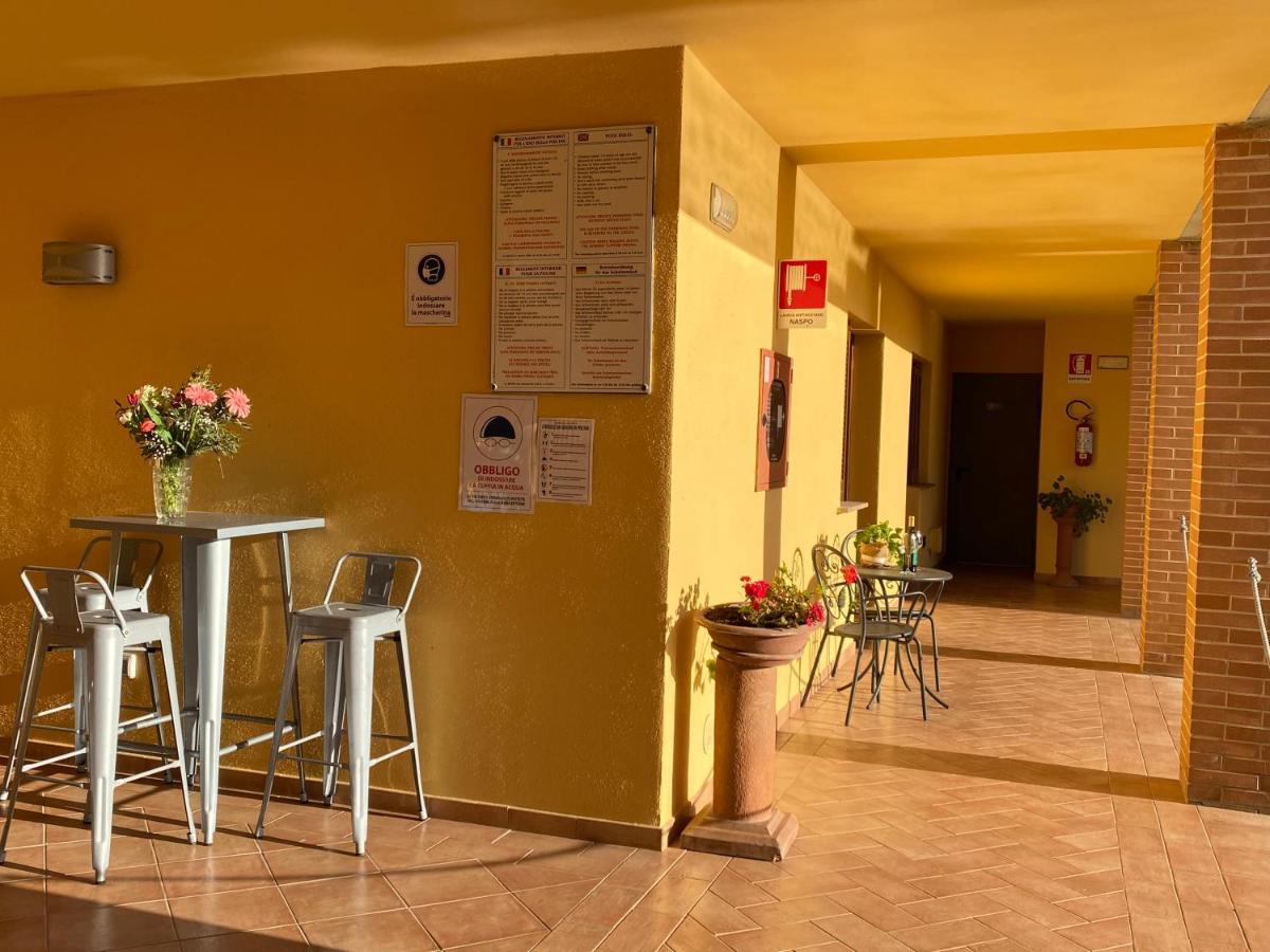 Hotel Ristorante Le Querciolaie Dei Ricci فونتيبلاندا المظهر الخارجي الصورة
