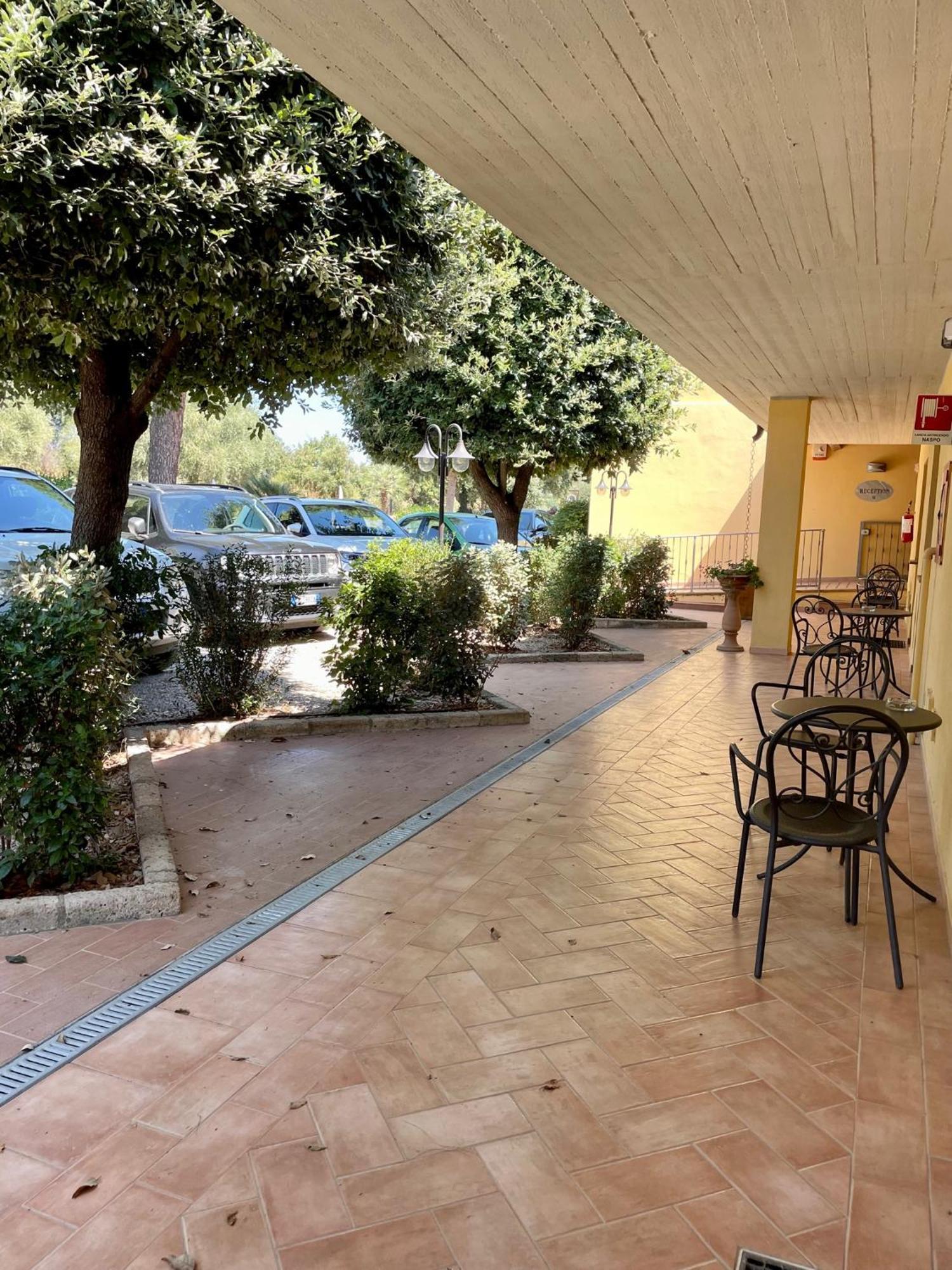 Hotel Ristorante Le Querciolaie Dei Ricci فونتيبلاندا المظهر الخارجي الصورة