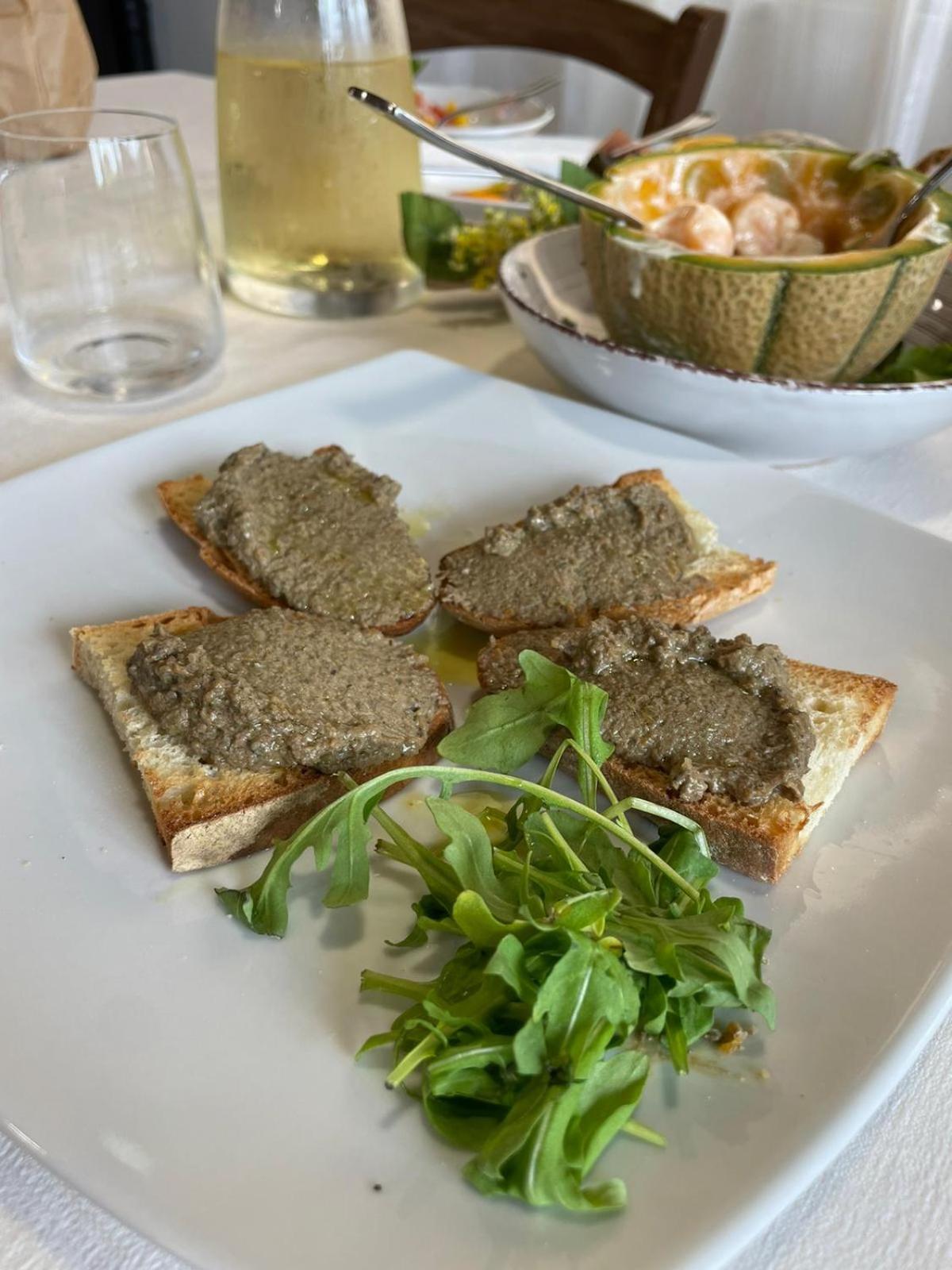 Hotel Ristorante Le Querciolaie Dei Ricci فونتيبلاندا المظهر الخارجي الصورة