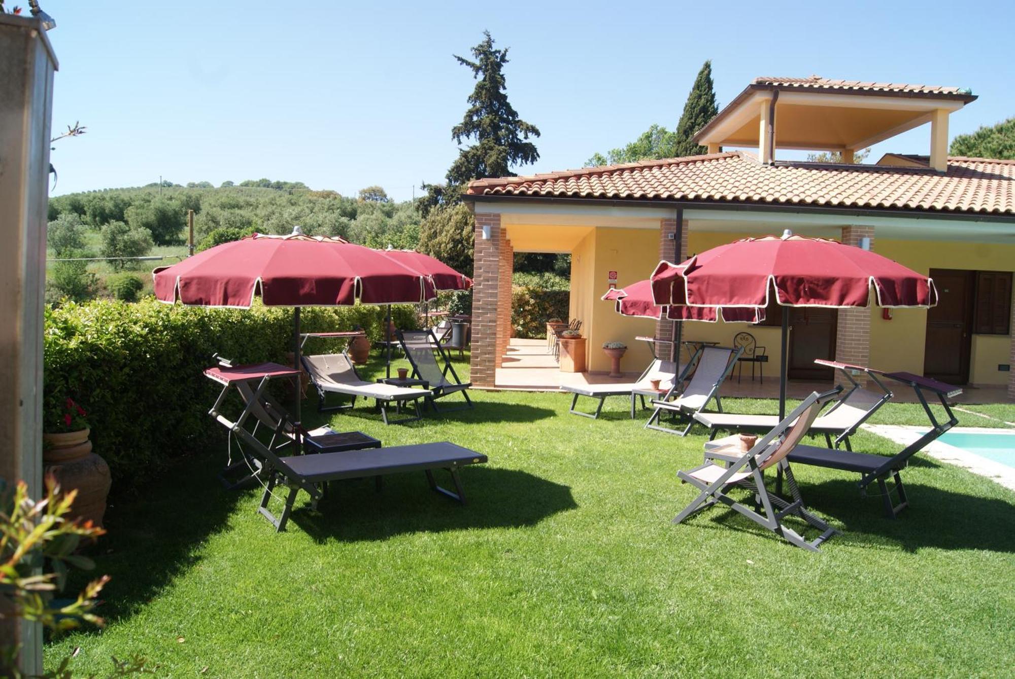 Hotel Ristorante Le Querciolaie Dei Ricci فونتيبلاندا المظهر الخارجي الصورة
